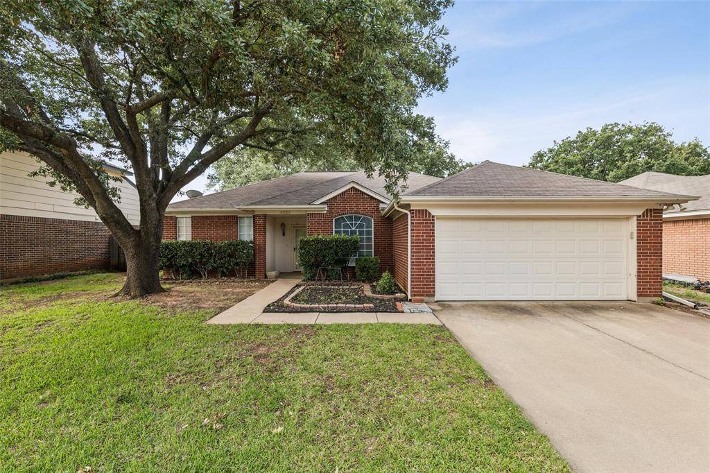 Arlington, TX 76017,6222 Vista Wood Drive