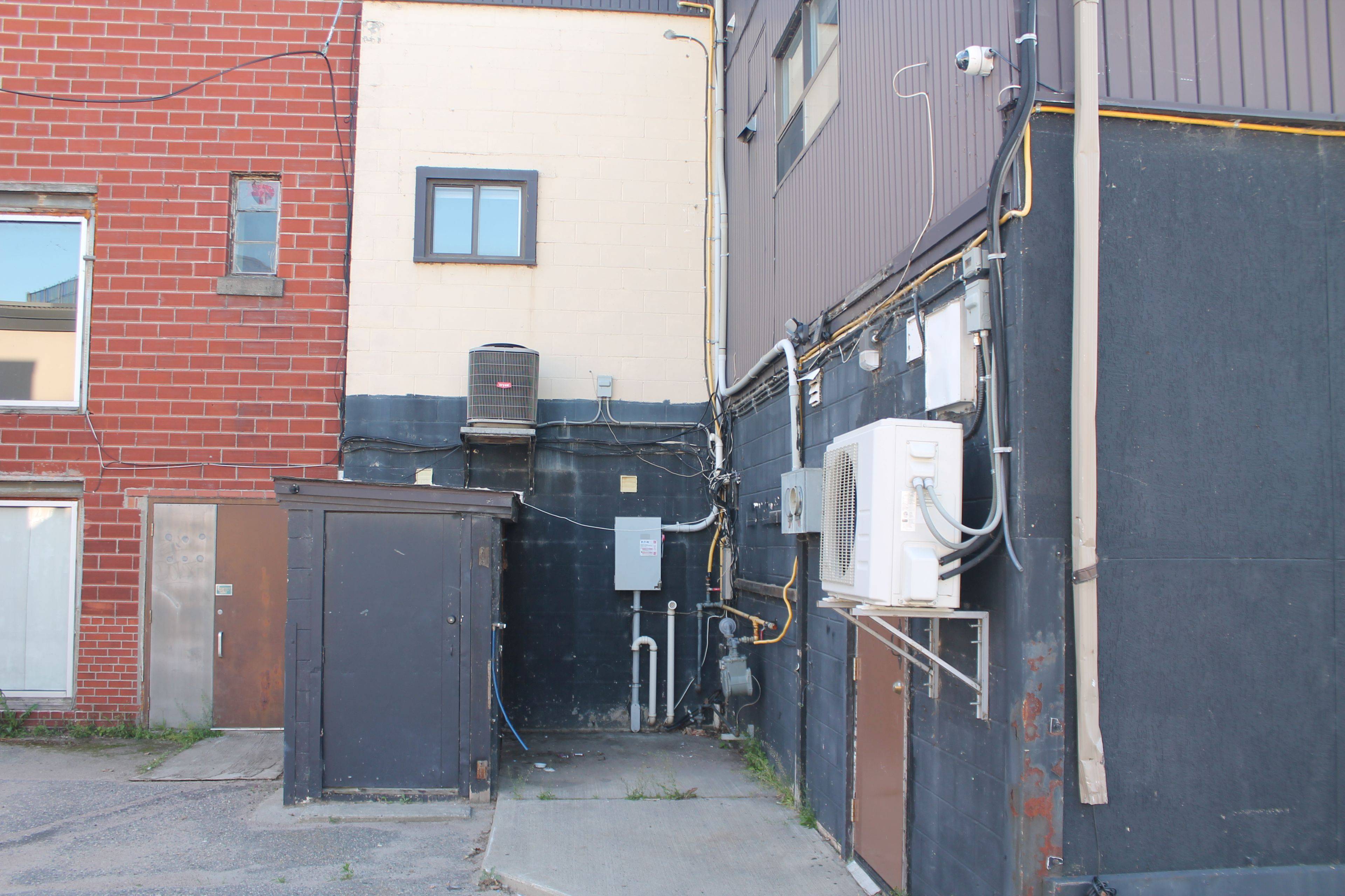 North Bay, ON P1B 1Z3,337 Wyld ST