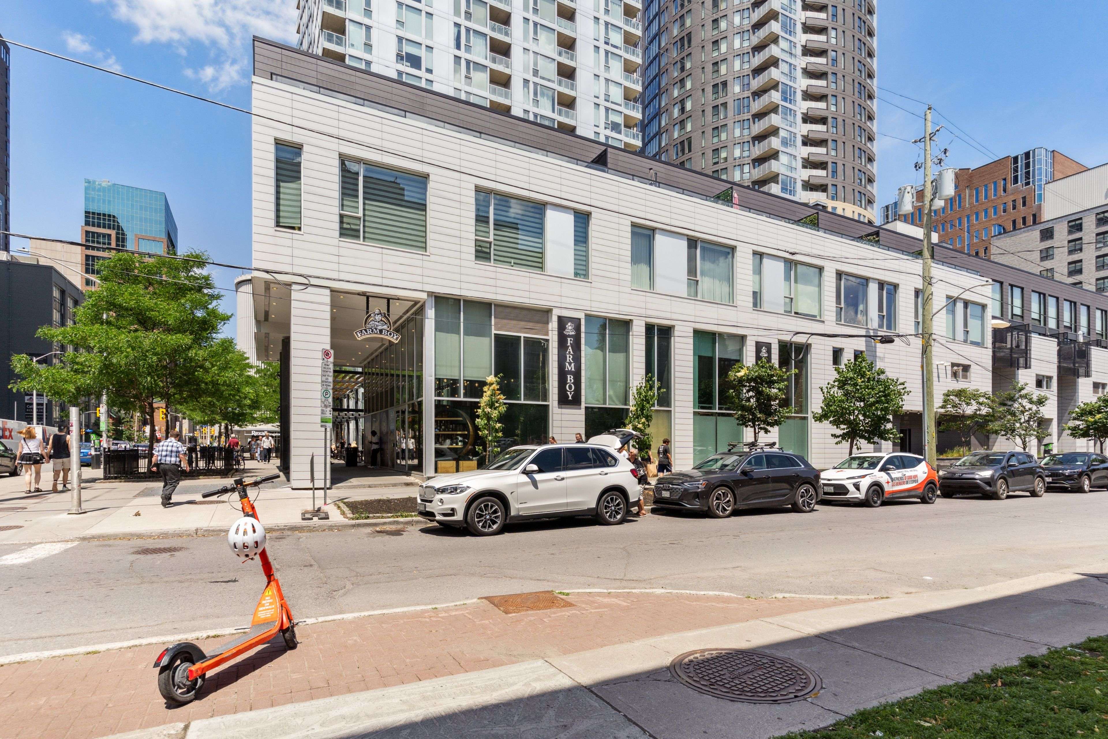 Ottawa Centre, ON K2P 0C3,197 Lisgar ST #216