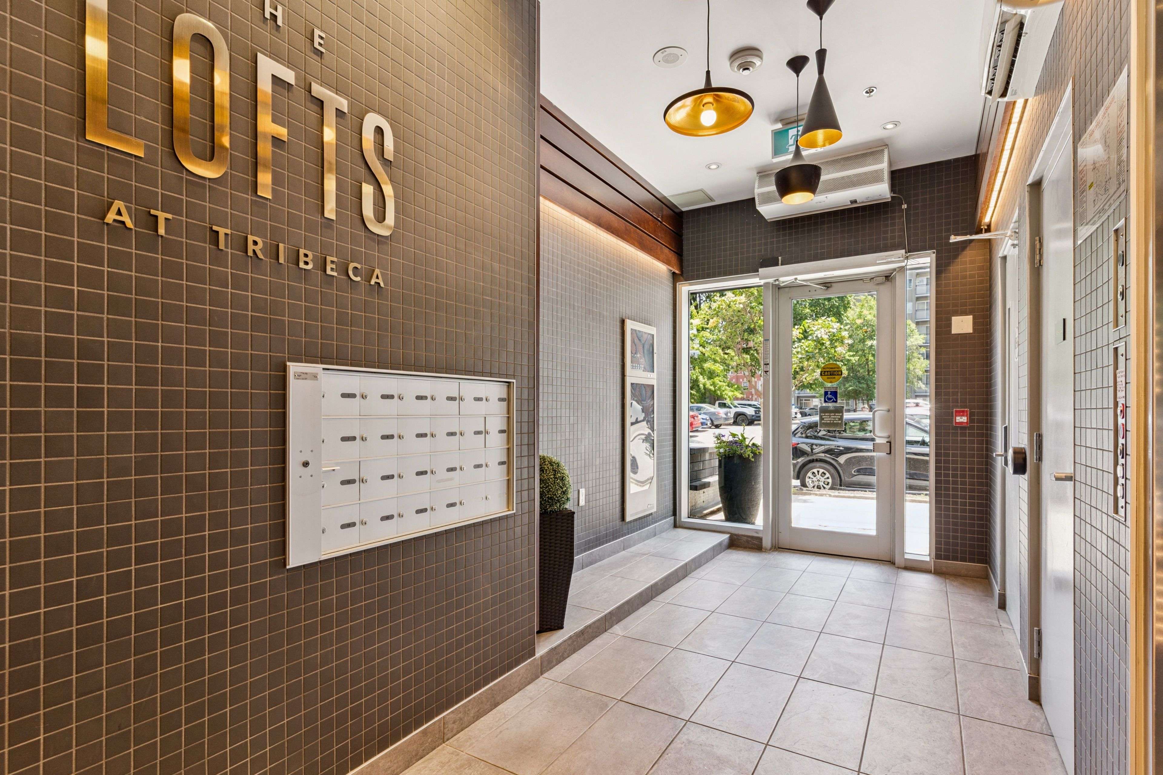 Ottawa Centre, ON K2P 0C3,197 Lisgar ST #216
