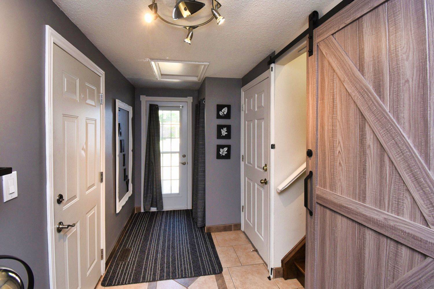 Hamilton, ON L8J 1E4,59 Yorkdale CRES