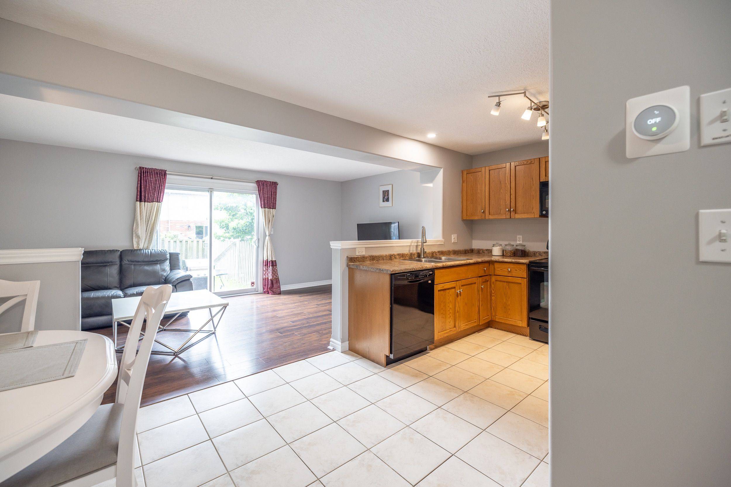 Guelph, ON N1E 0B2,49 WASHBURN DR