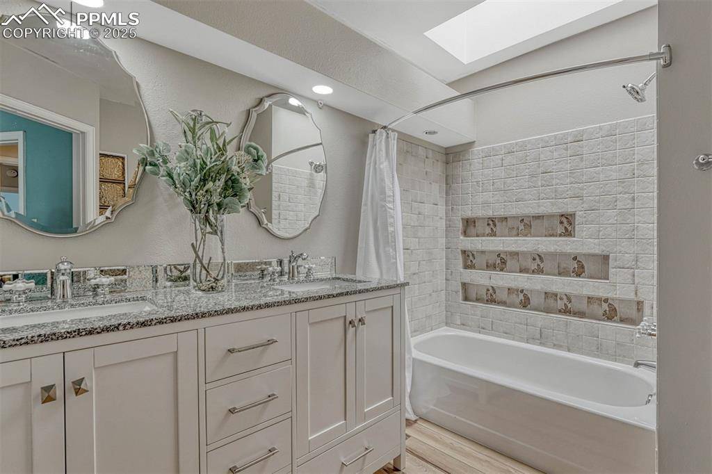 Colorado Springs, CO 80909,2091 Sussex LN