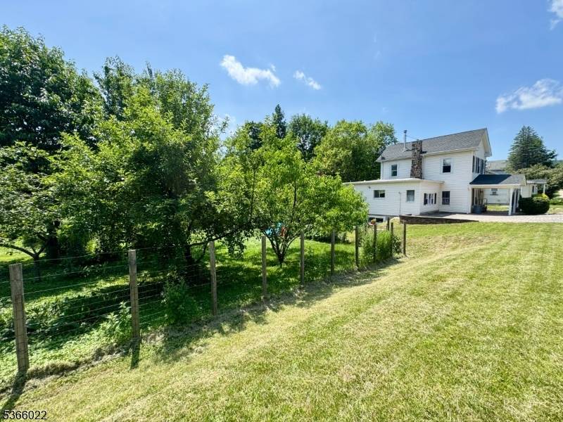 Oxford Twp., NJ 07863,77 Belvidere Ave