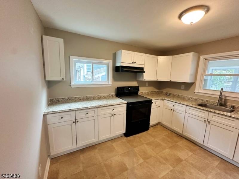 Roselle Park Boro, NJ 07204,505 Beechwood Ave