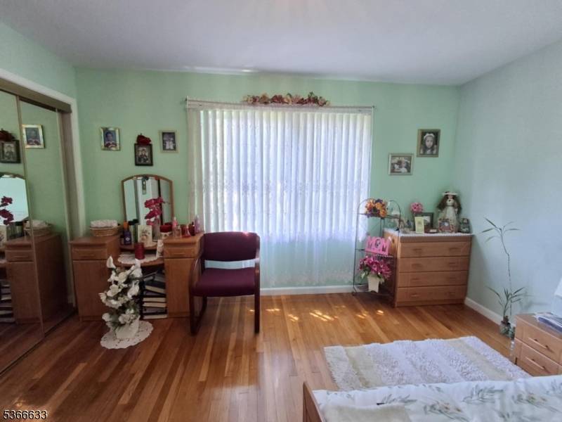 Sayreville Boro, NJ 08859,85 Pinetree Dr
