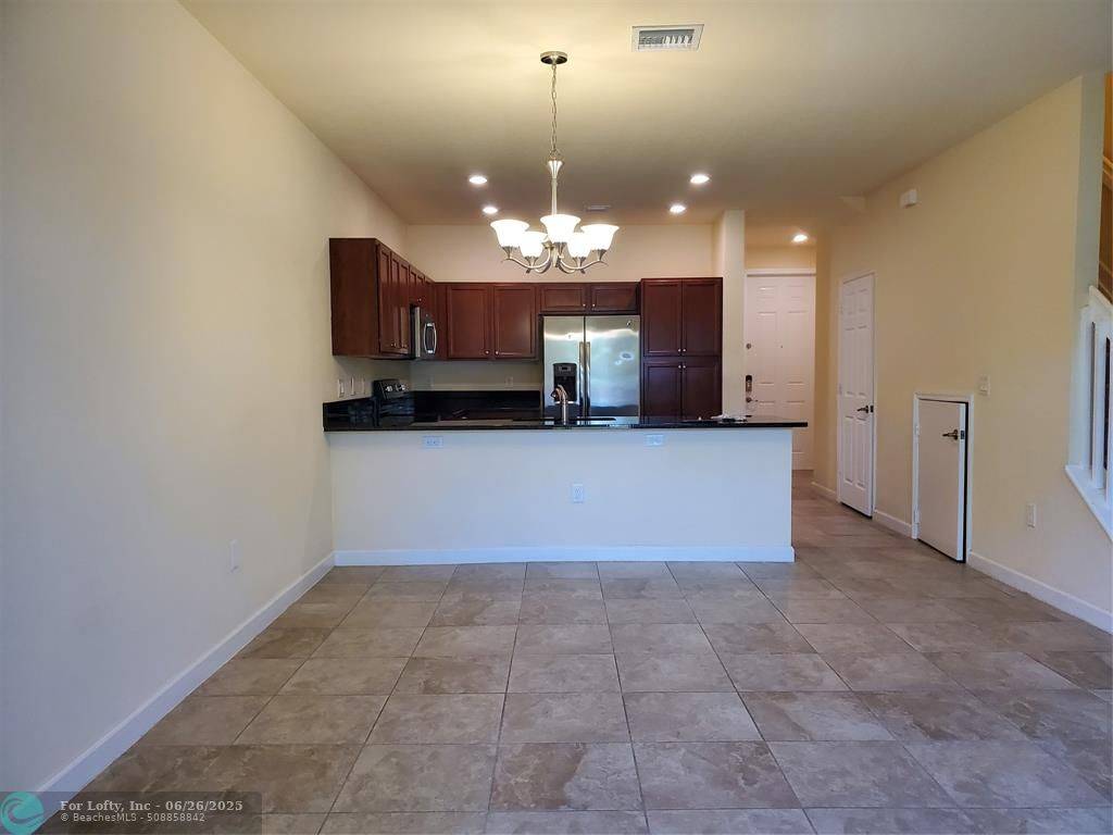 Tamarac, FL 33319,5886 NW 56th Pl