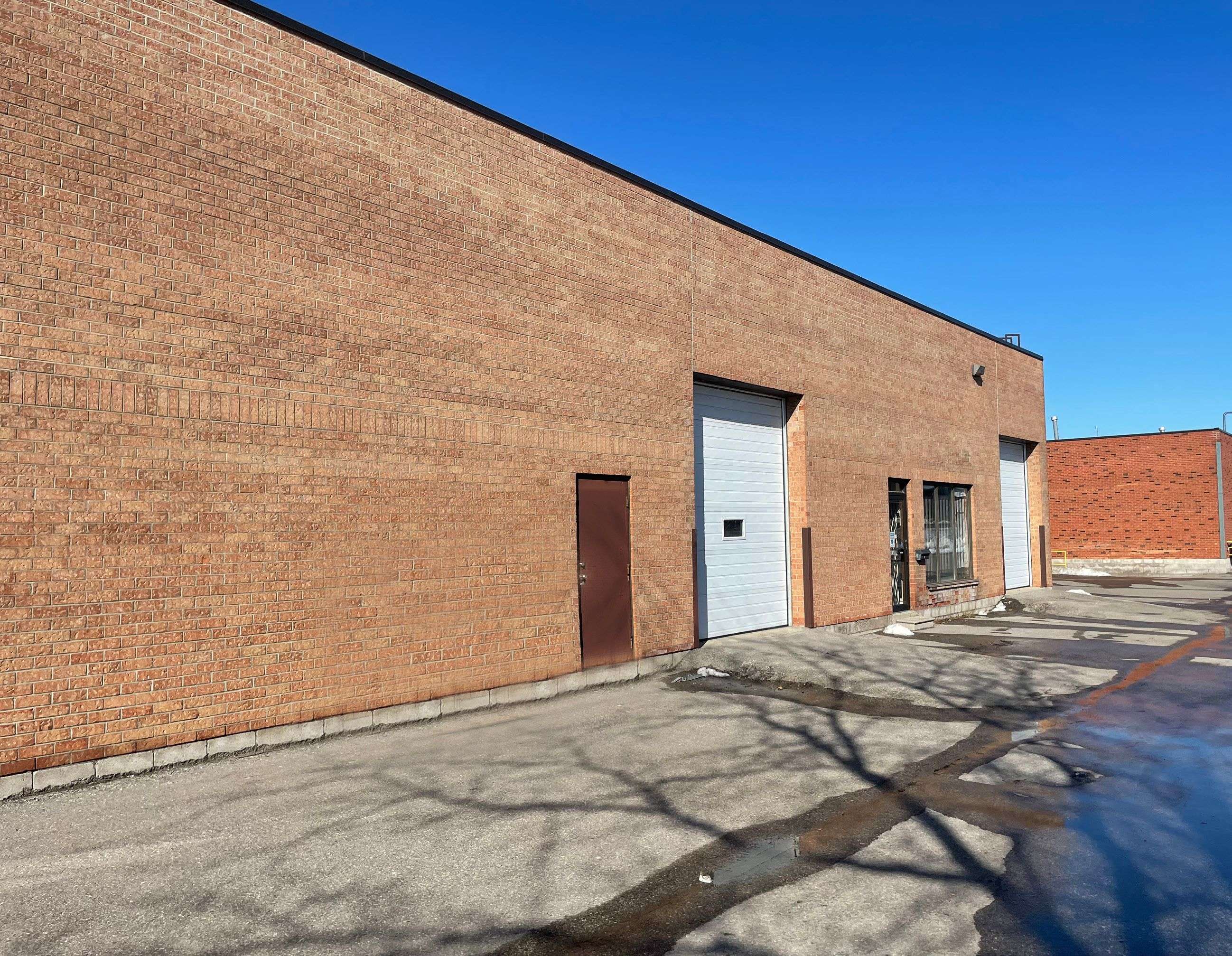 Markham, ON L3R 5J6,185 Riviera DR #7