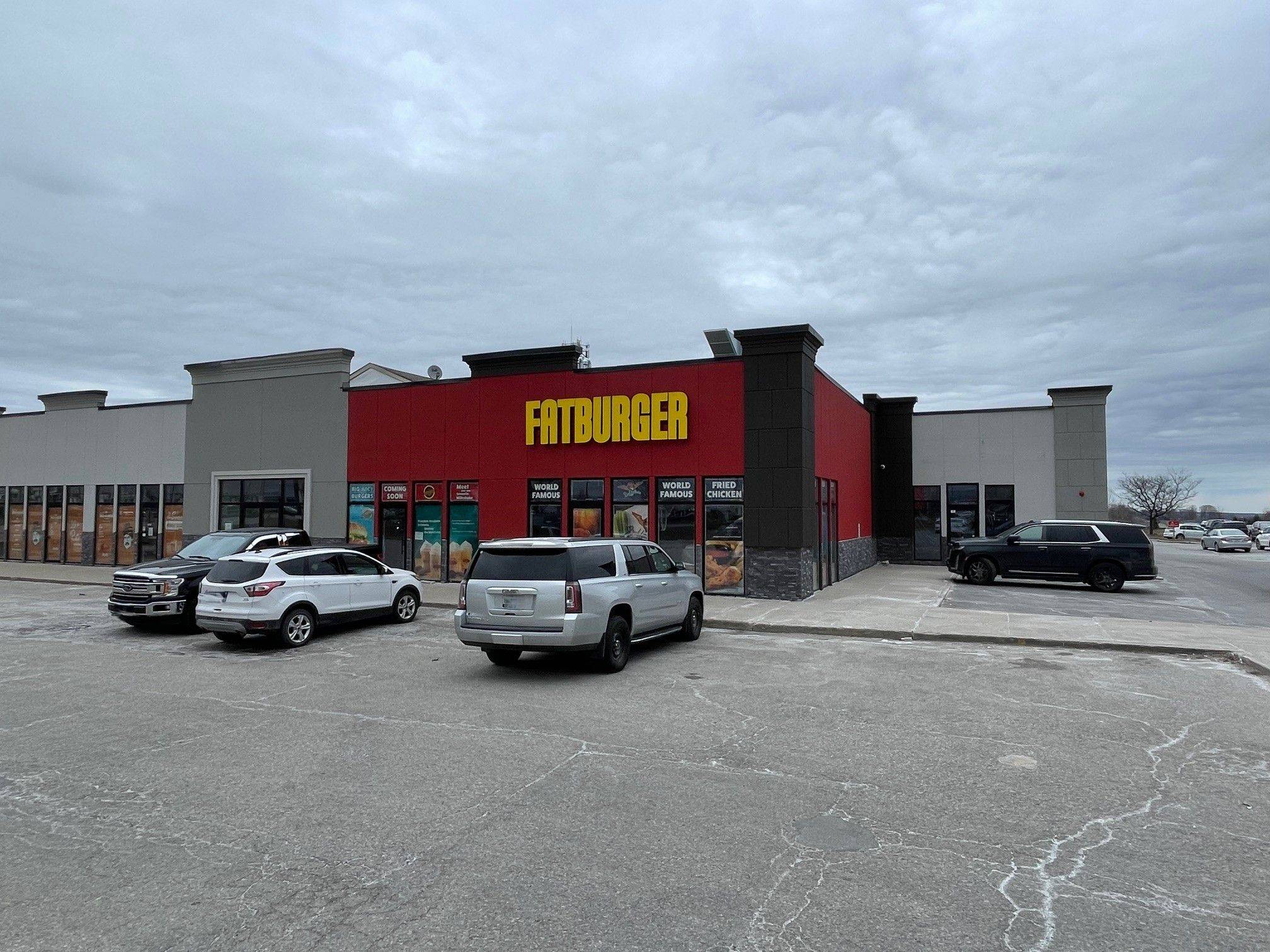 Barrie, ON L4M 4Z9,535 Bayfield ST #A4