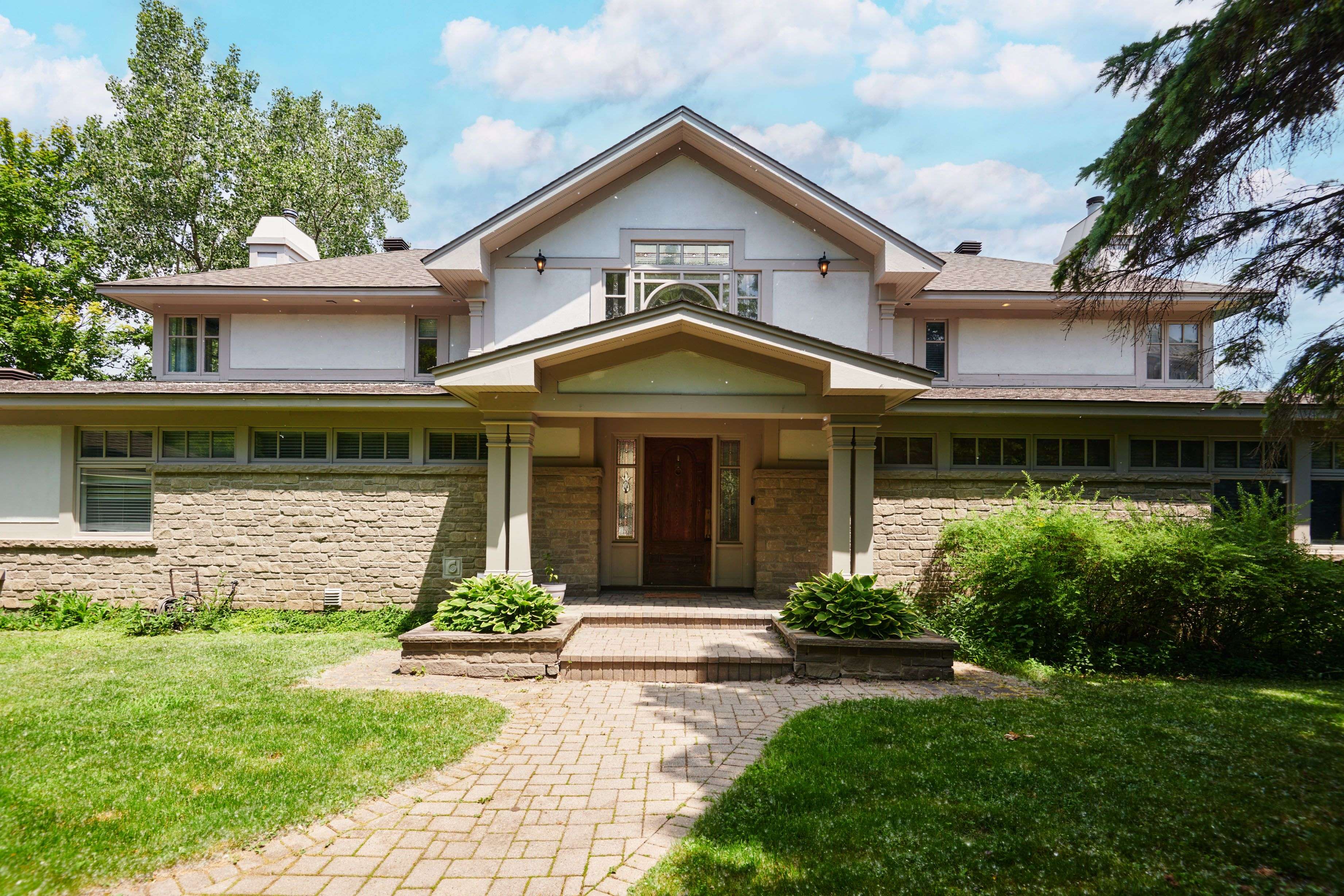 Beacon Hill North - South And Area, ON K1J 6L7,23 DAVIDSON DR
