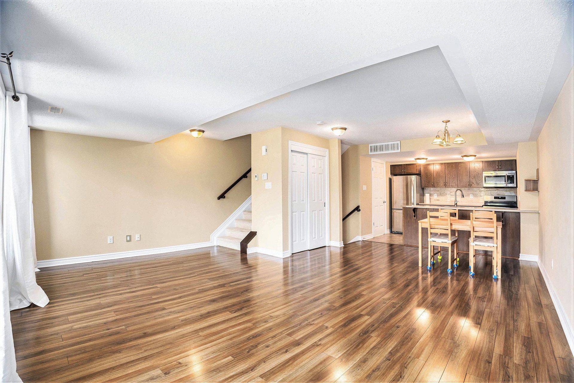 Orleans - Convent Glen And Area, ON K1C 0A5,283 Titanium Private #B