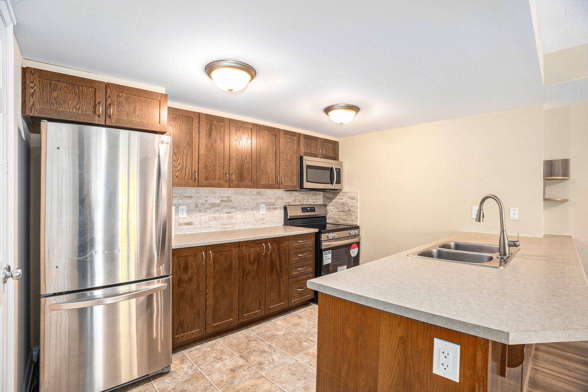 Orleans - Convent Glen And Area, ON K1C 0A5,283 Titanium Private #B