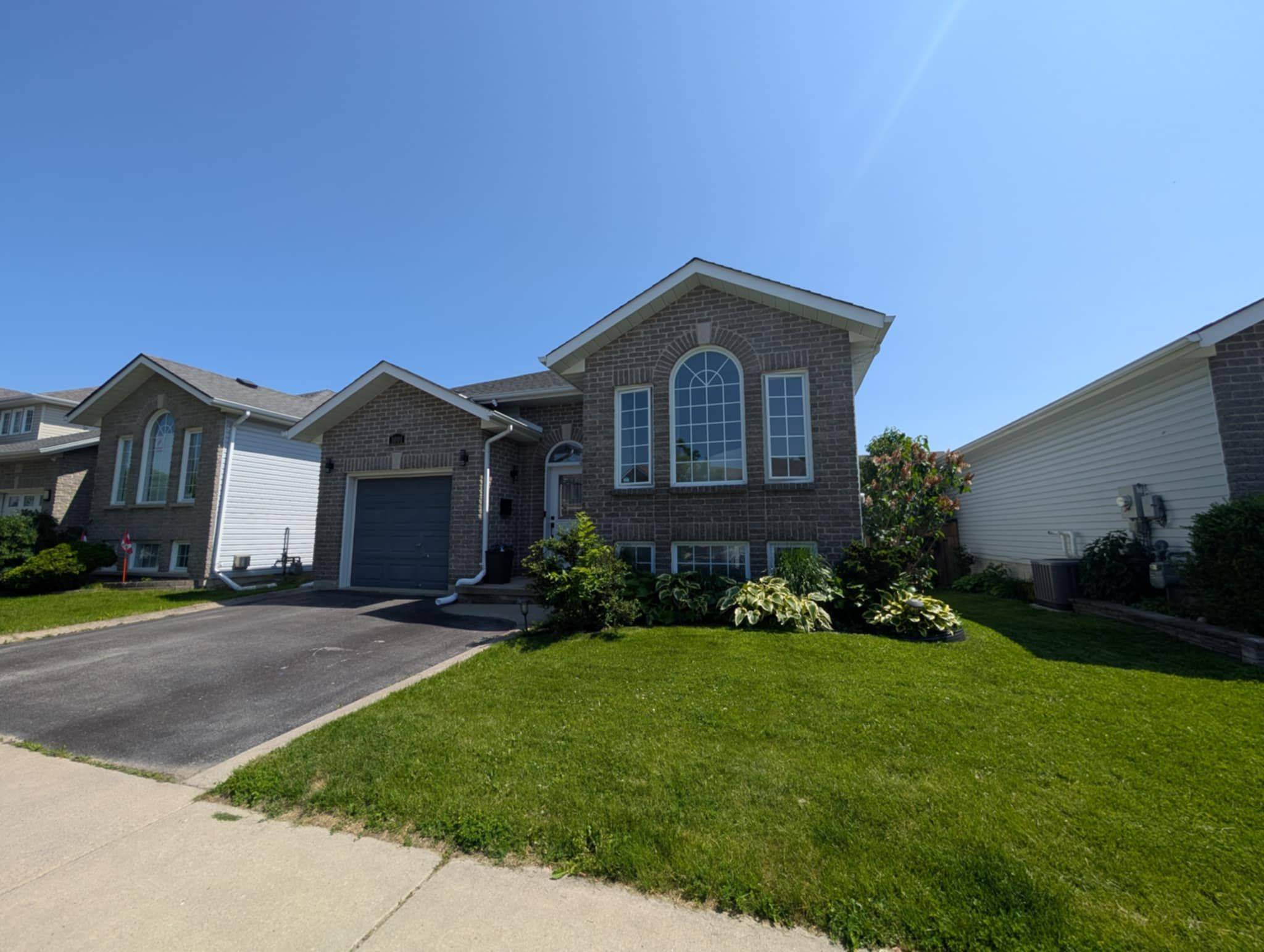 Kingston, ON K7K 7K6,1001 Bluffwood AVE