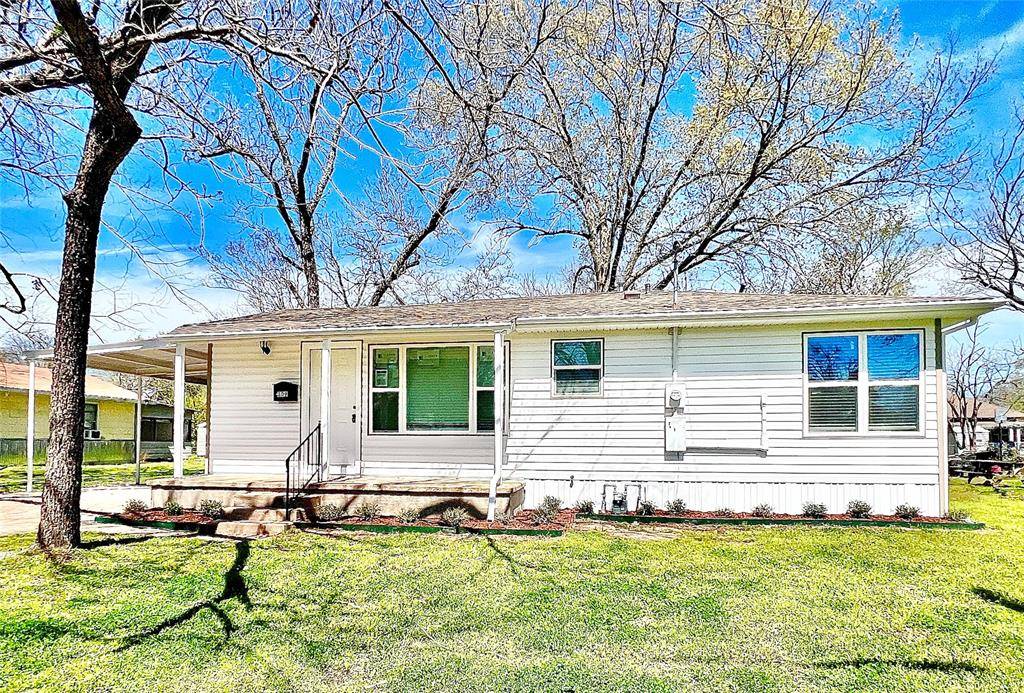 Groesbeck, TX 76642,309 E State Street