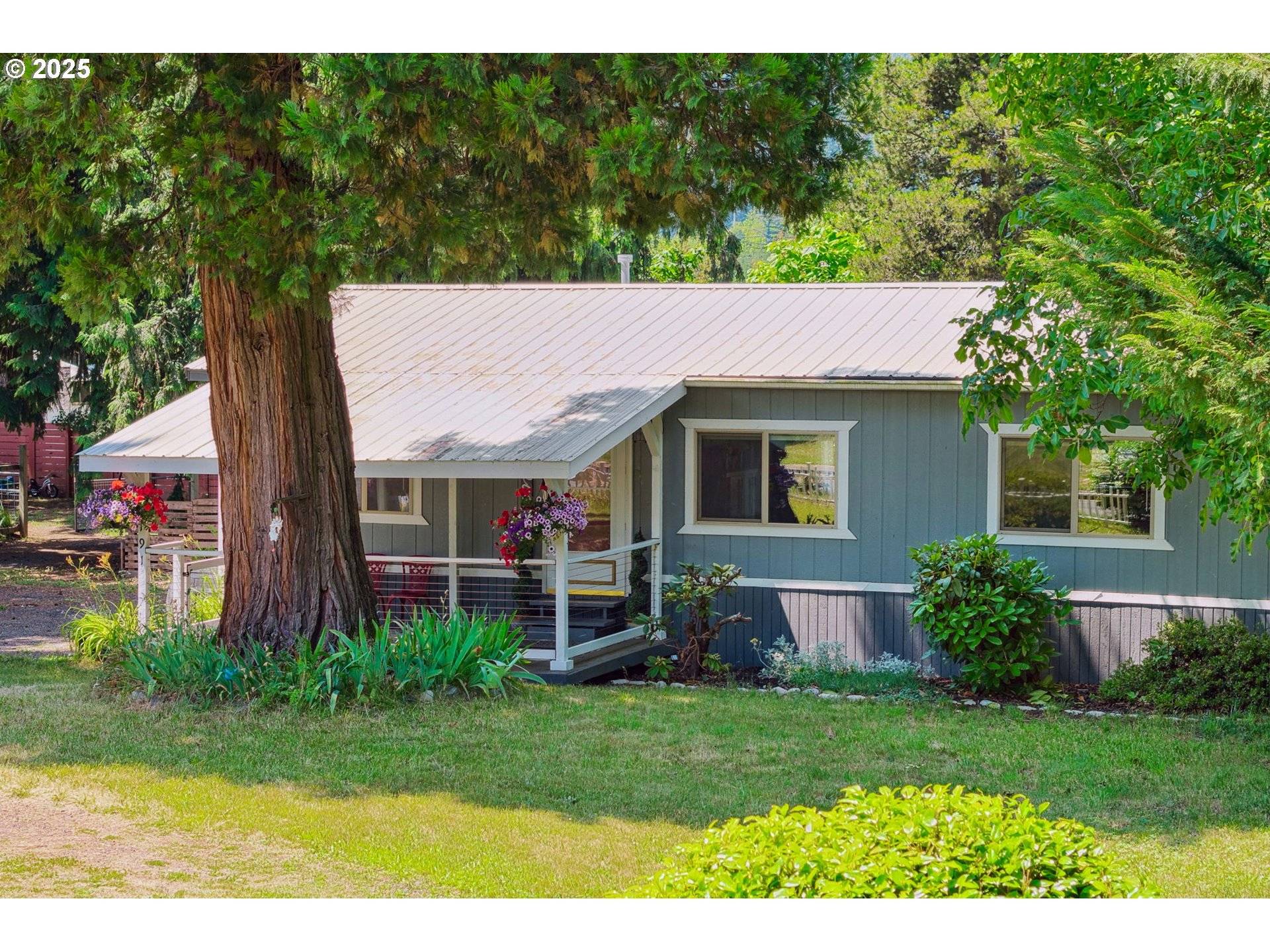 Carson, WA 98610,191 METZGER RD