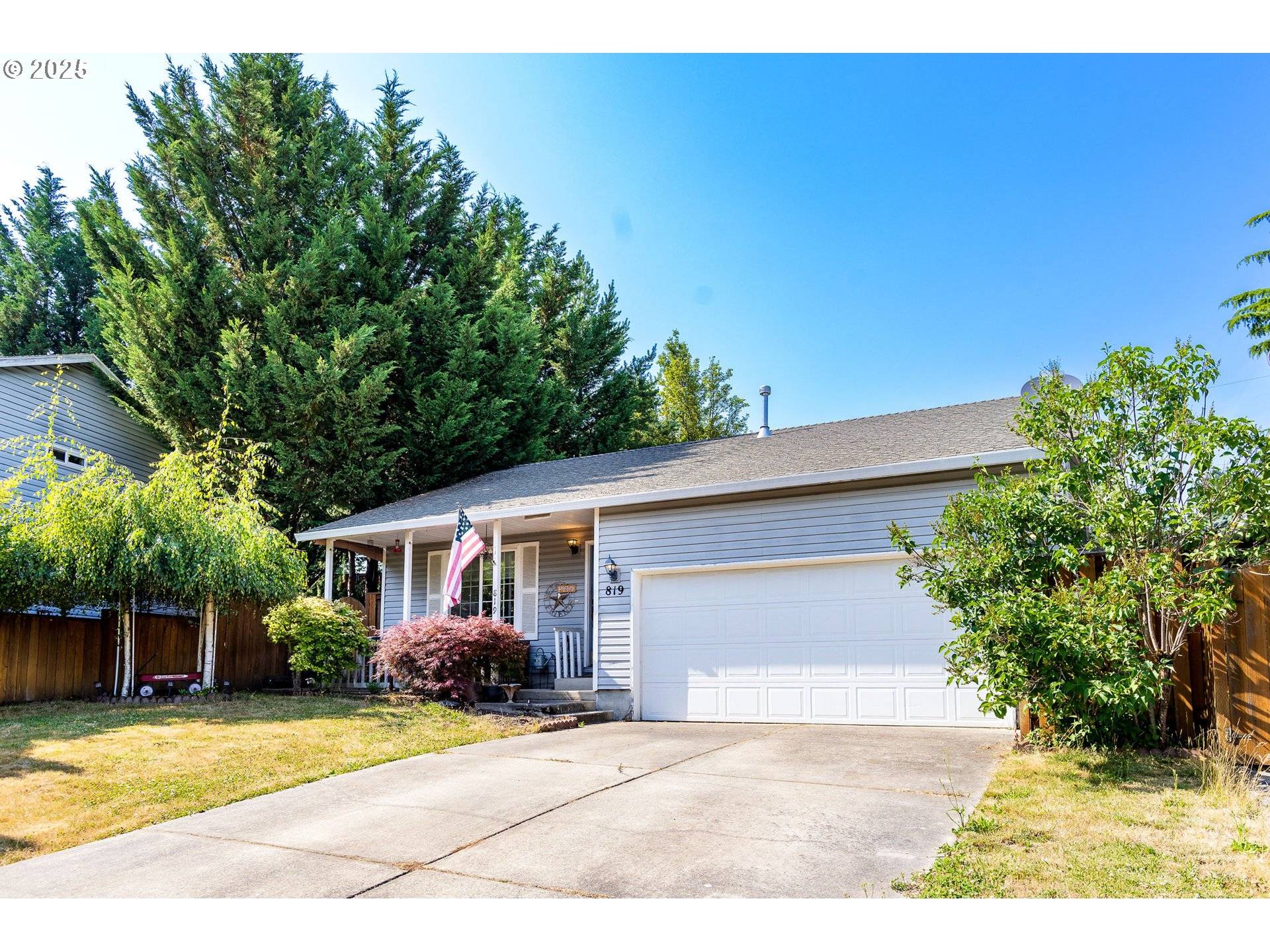 Newberg, OR 97132,819 N ALEXANDRA DR