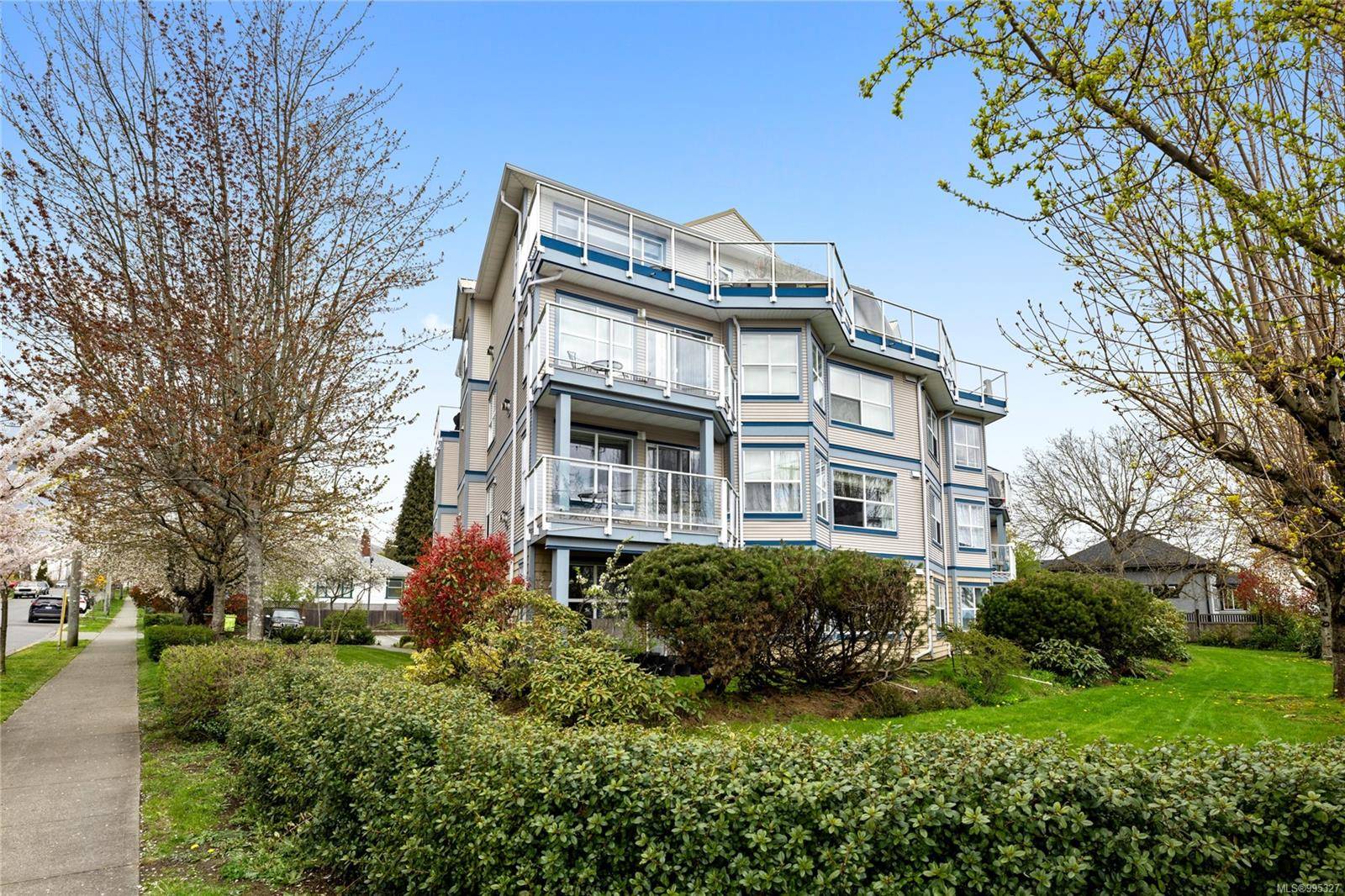 Nanaimo, BC V9R 2P1,650 Prideaux St #102
