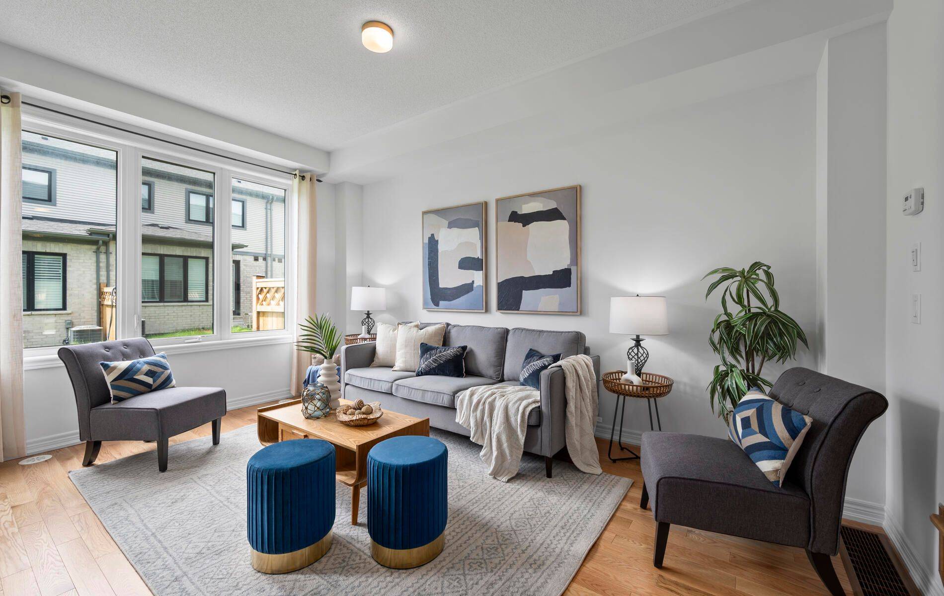 Whitby, ON L1M 2L1,16 Sorbara WAY