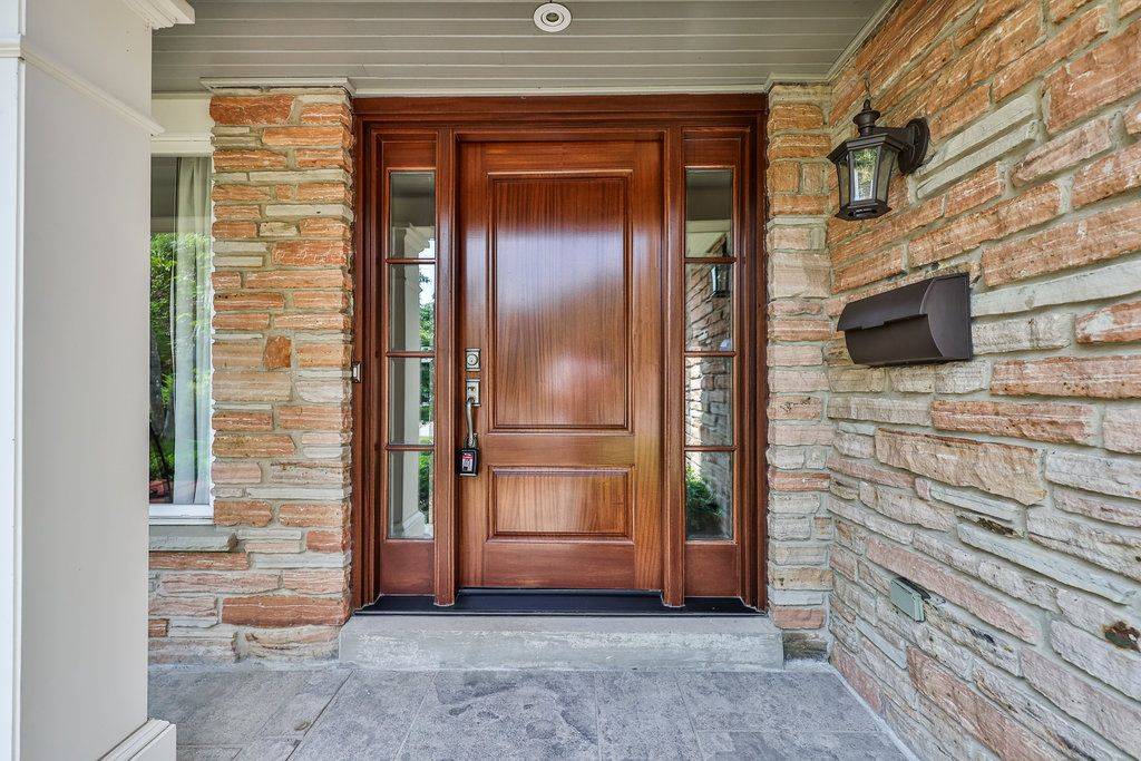 Oakville, ON L6J 5V9,2361 Baccaro RD
