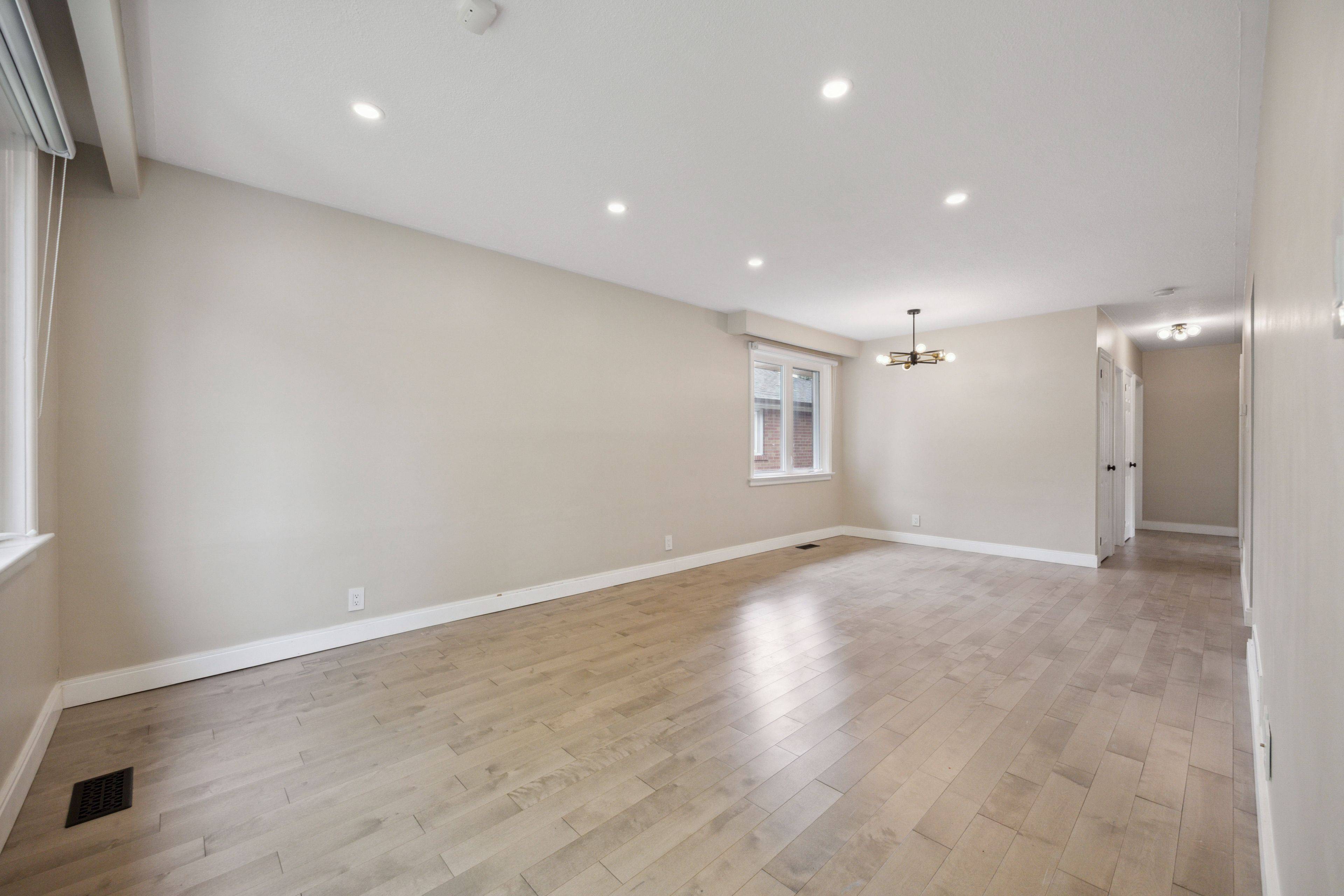 Toronto W09, ON M9R 1E9,257 The WestWay N/A #Whole House