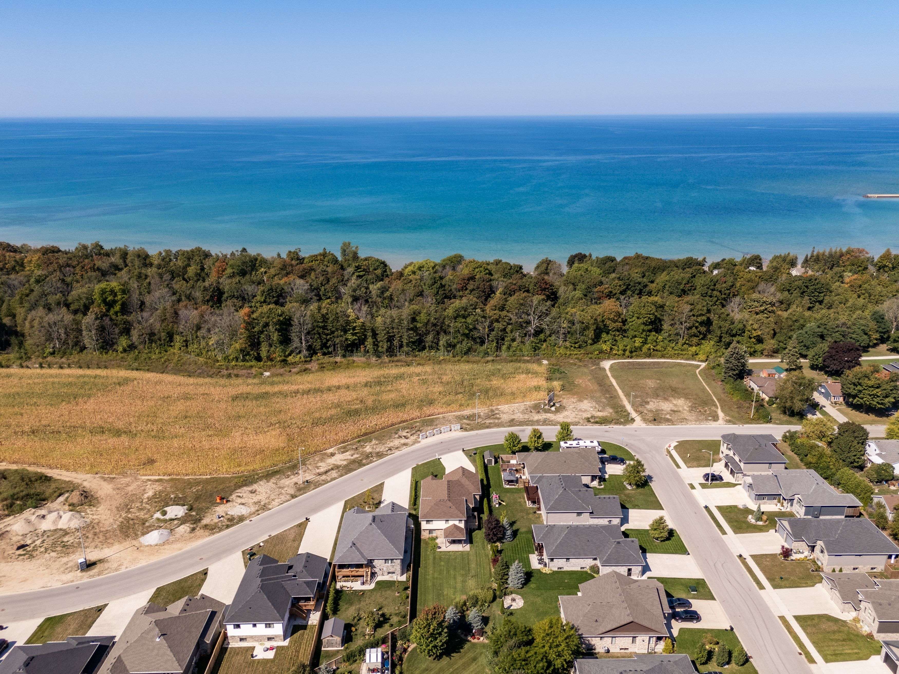 Saugeen Shores, ON N0H 2C1,439 Ridge ST