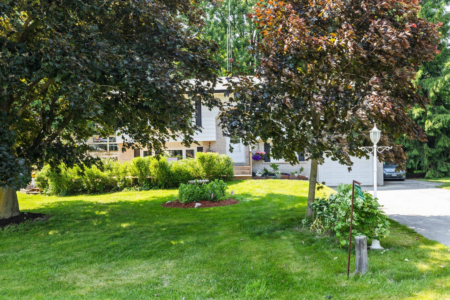 Guelph/eramosa, ON N0B 1B0,7392 Wellington Rd 51 RD