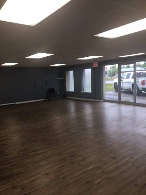 Peterborough South, ON K9J 7J6,675 The Queensway N/A #A
