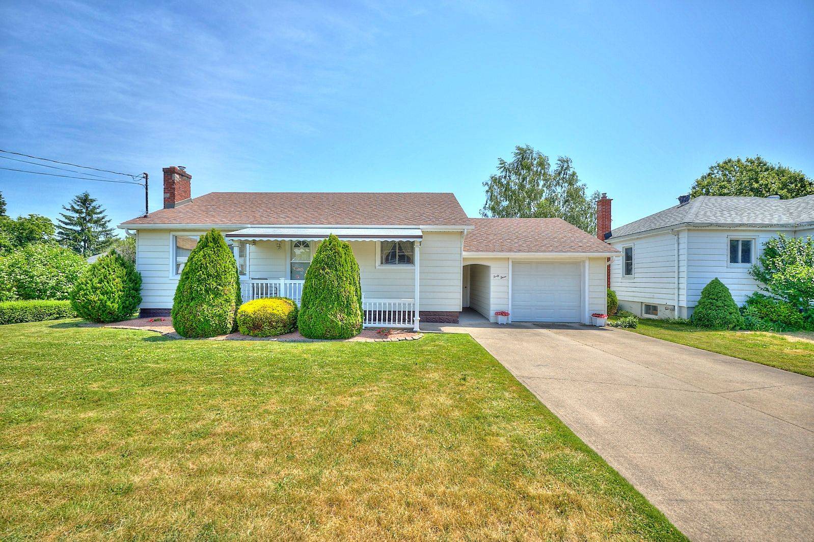 Port Colborne, ON L3K 4S2,43 Silver ST E