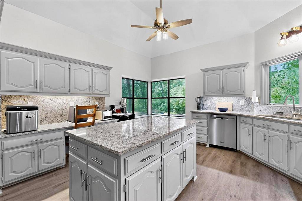 Lavon, TX 75166,11208 Mason Drive