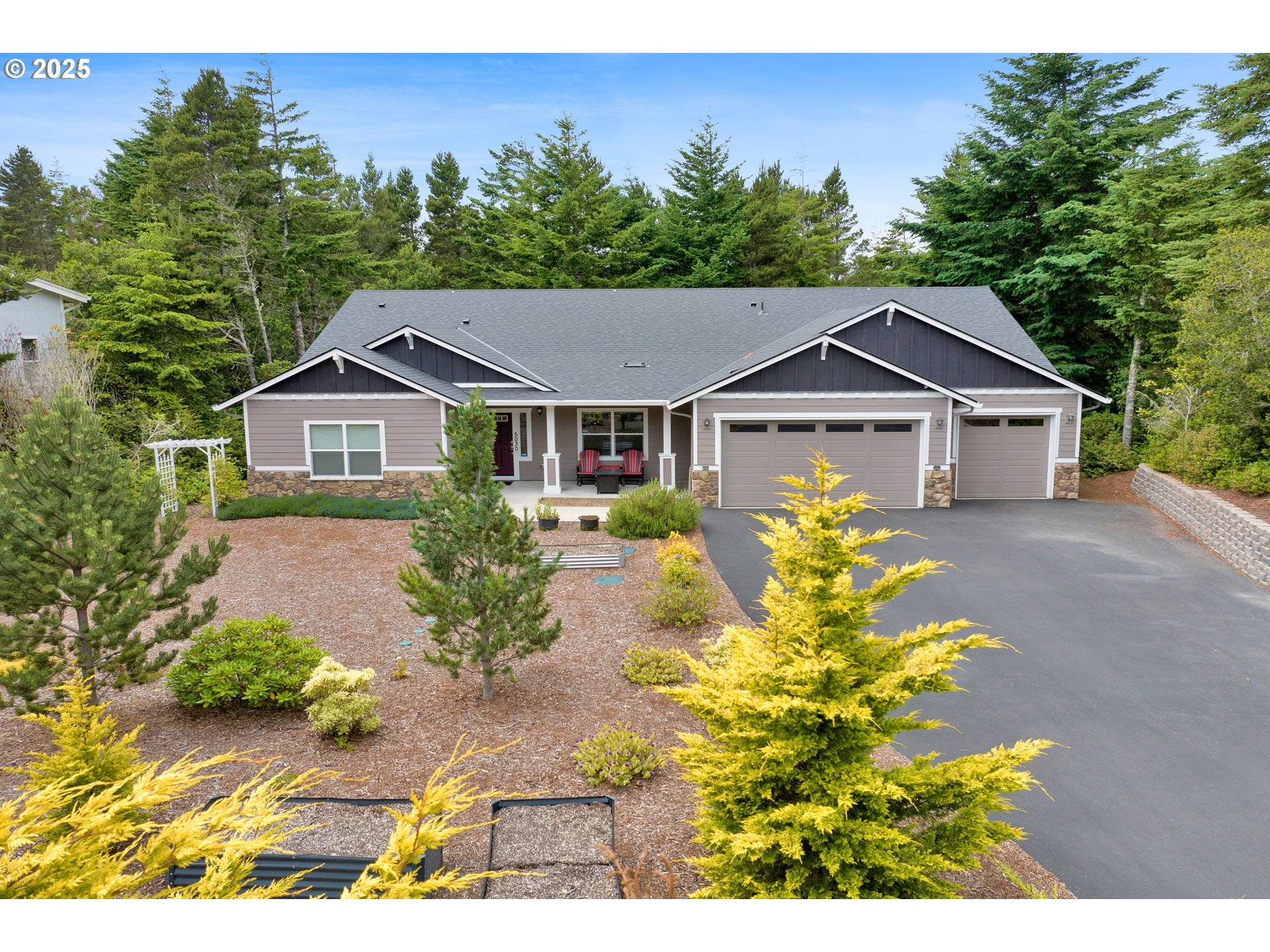 Florence, OR 97439,5030 Heceta Park WAY