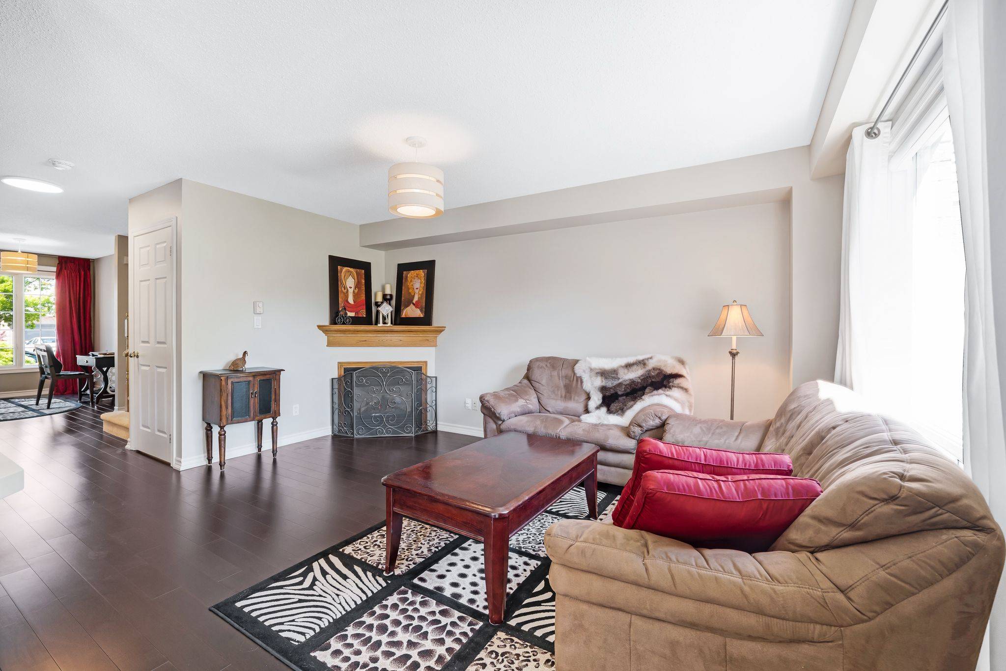Oshawa, ON L1L 1C2,2097 Scottscraig DR