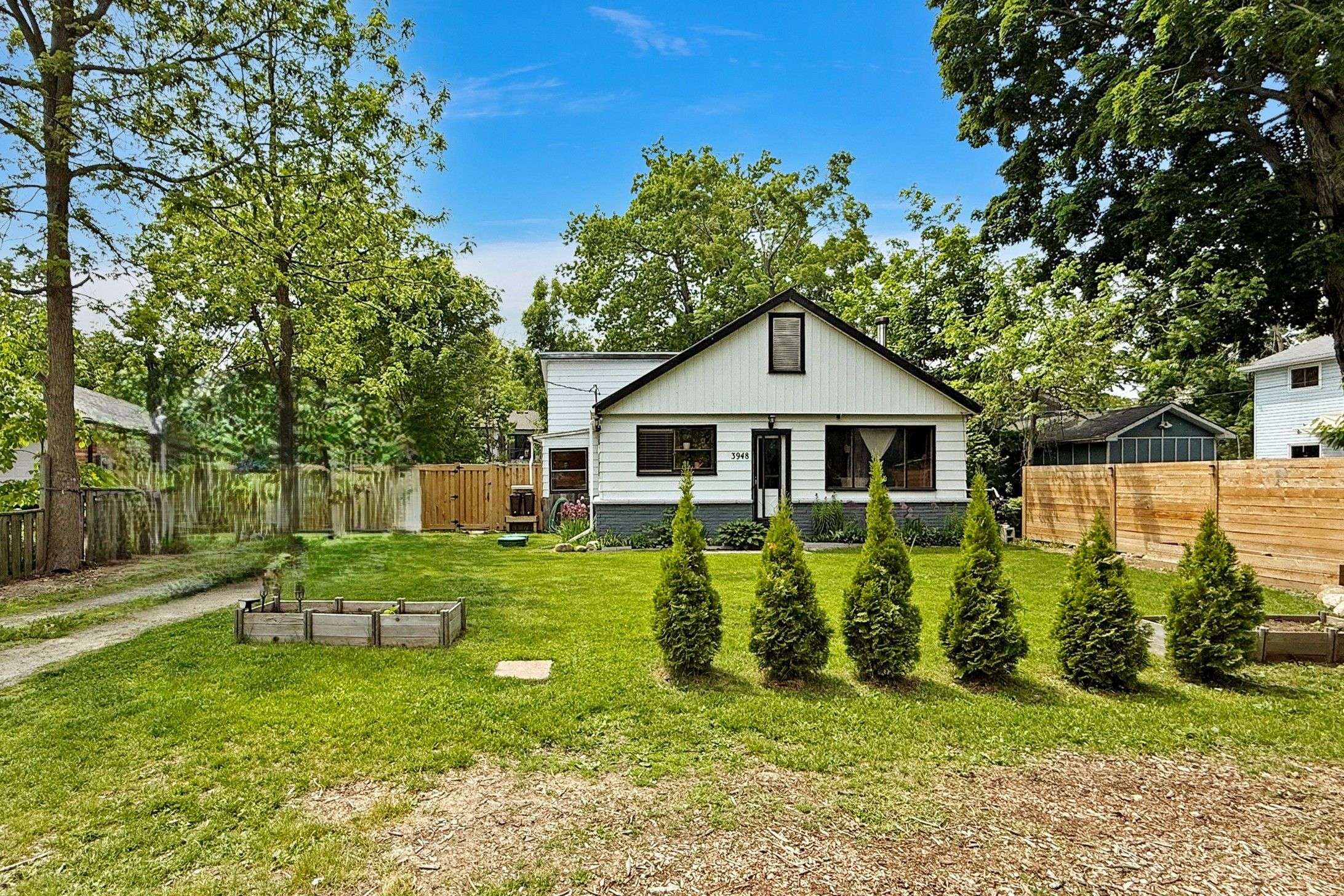 Innisfil, ON L9S 2M2,3948 Alderly AVE