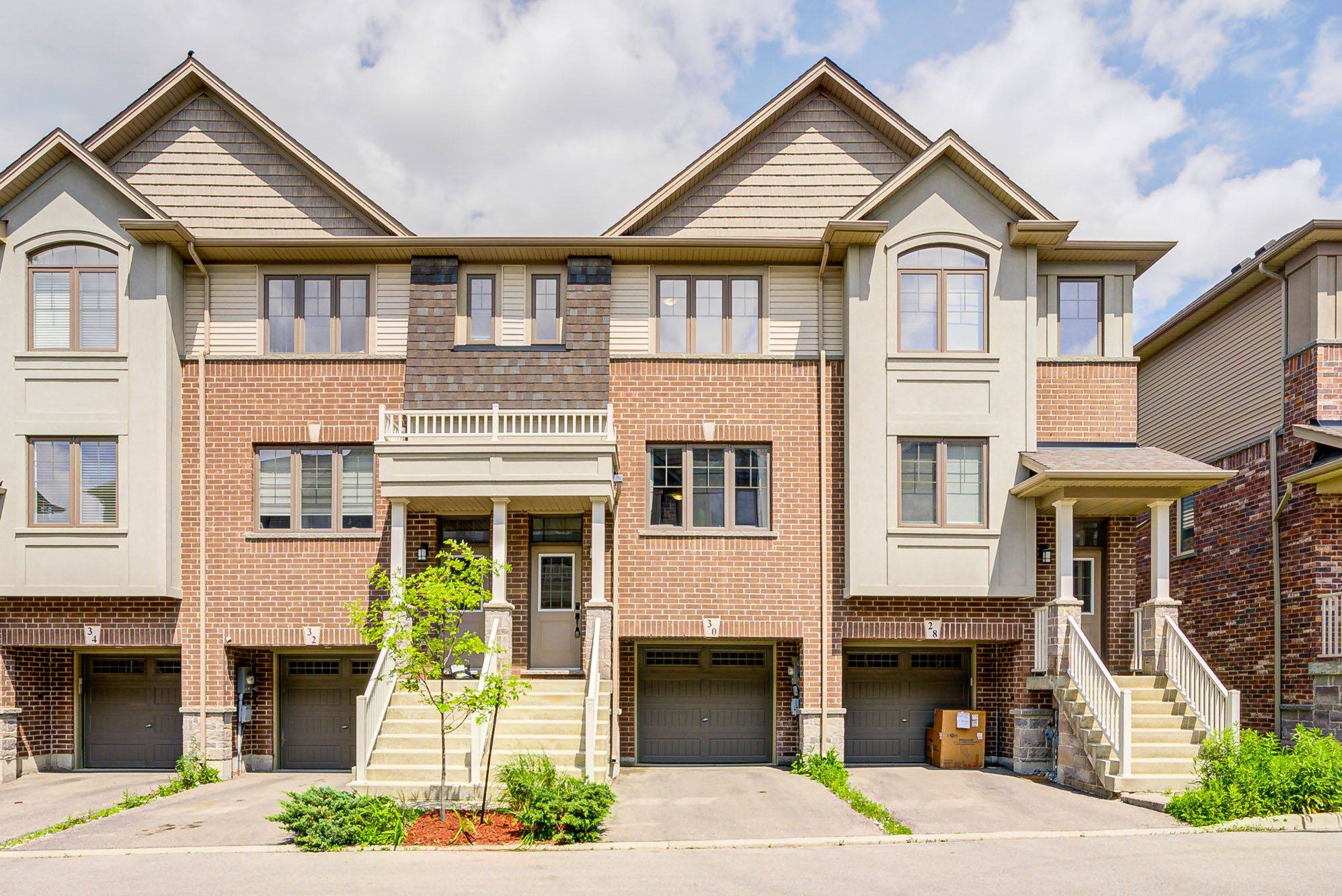 Hamilton, ON L9K 0K1,30 Barley LN