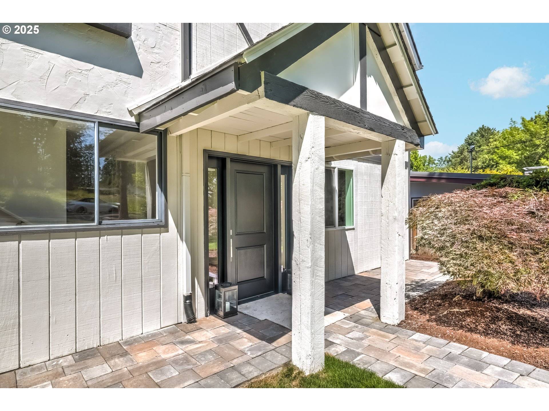 Portland, OR 97225,8885 SW WHITE PINE LN