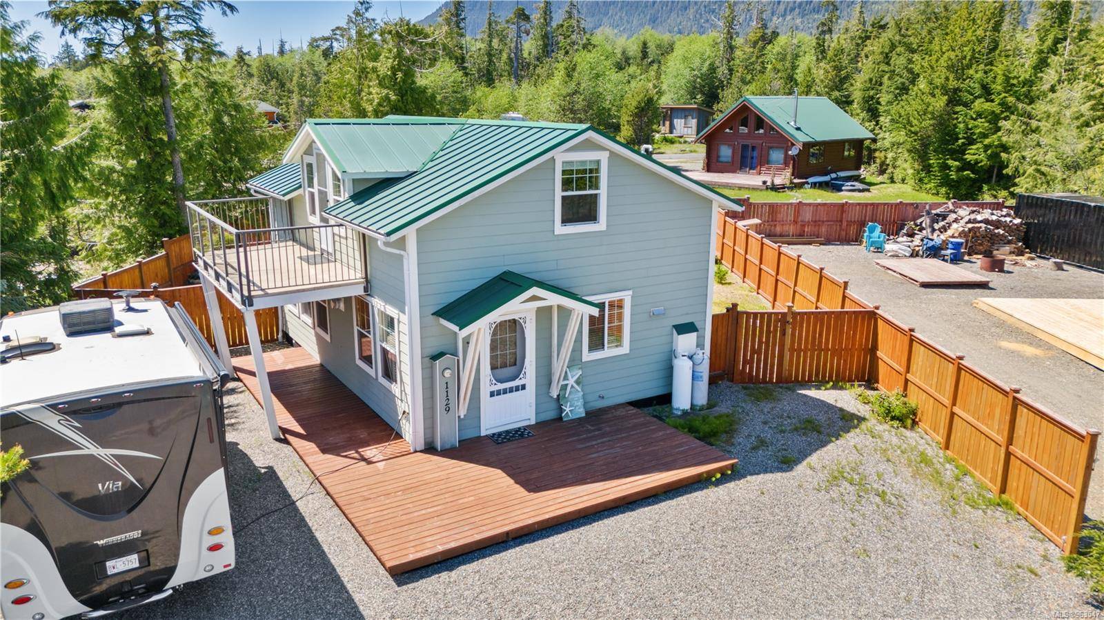 Ucluelet, BC V0R 3A0,1129 Fifth Ave
