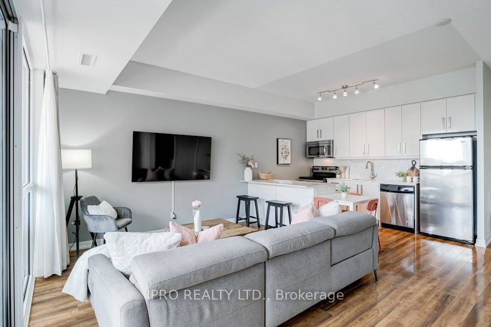 Toronto W08, ON M9A 5G8,5101 Dundas ST W #406