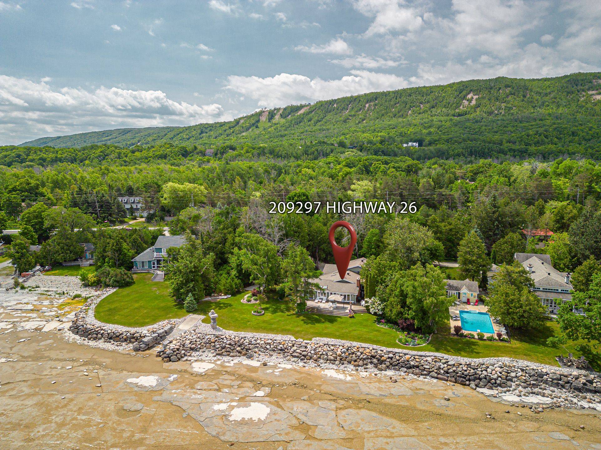 Blue Mountains, ON L9Y 3Z2,209297 26 HWY W