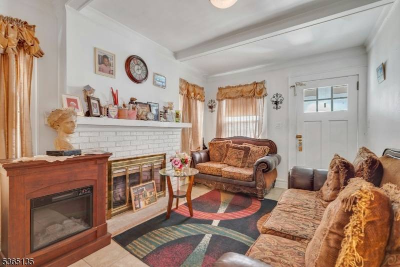 Bloomfield Twp., NJ 07003,116 Berkeley Ave
