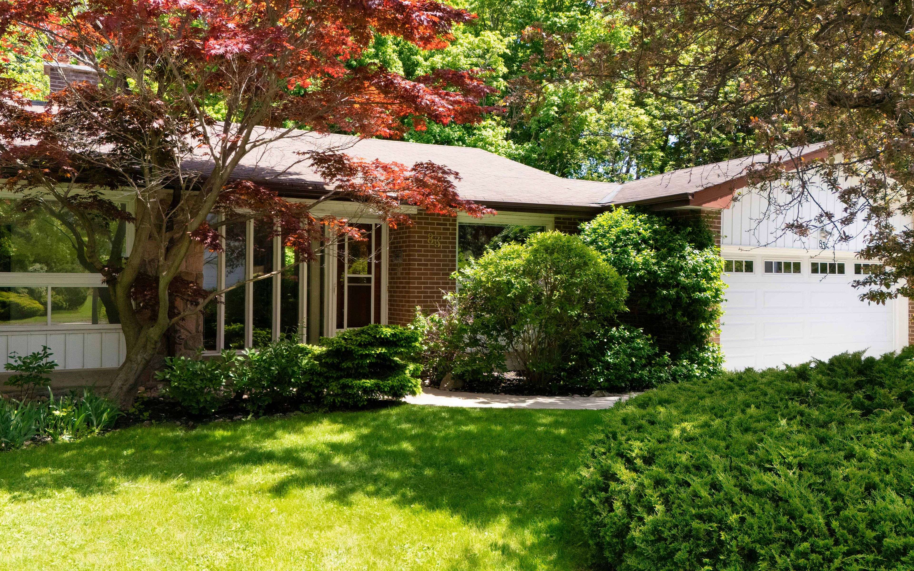 Toronto C15, ON M2K 2B8,83 Page AVE