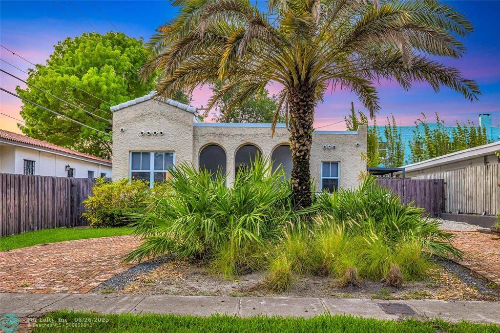 Fort Lauderdale, FL 33316,11 SE 13th St