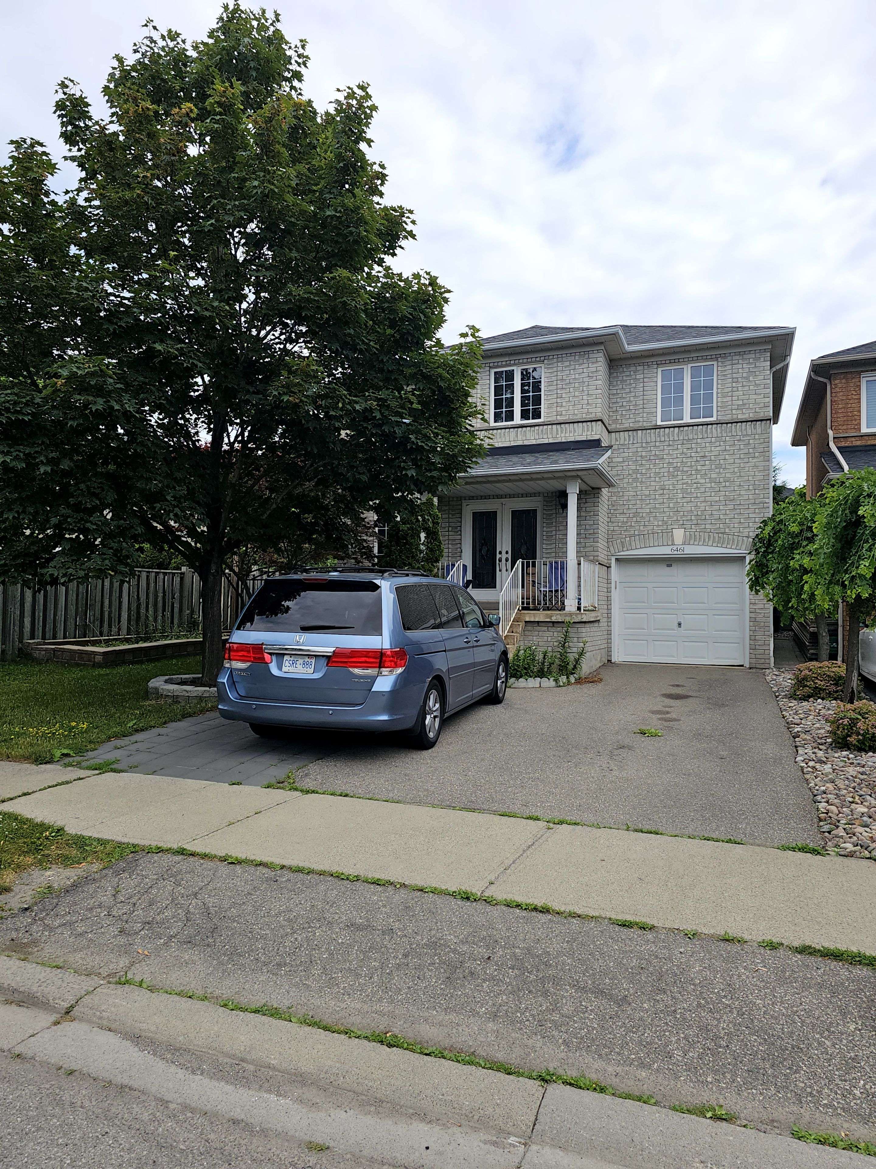 Mississauga, ON L5V 2S3,6461 Cruz AVE