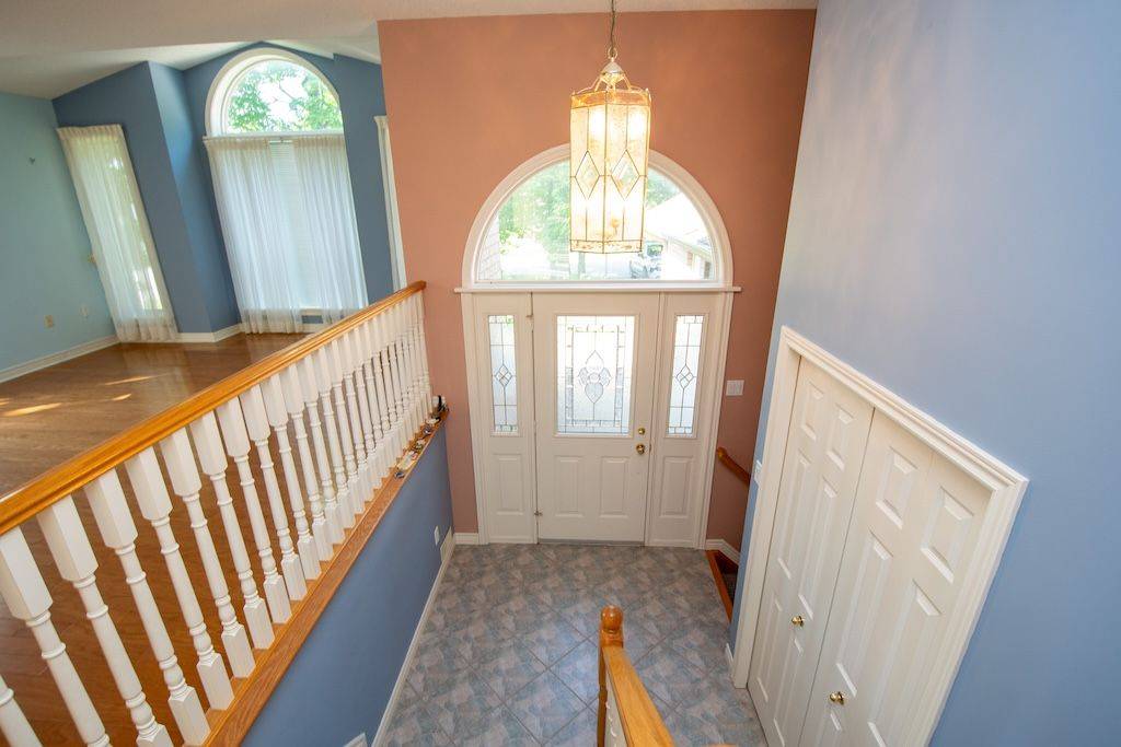 Kawartha Lakes, ON K0M 1A0,2 Huntingwood CRES