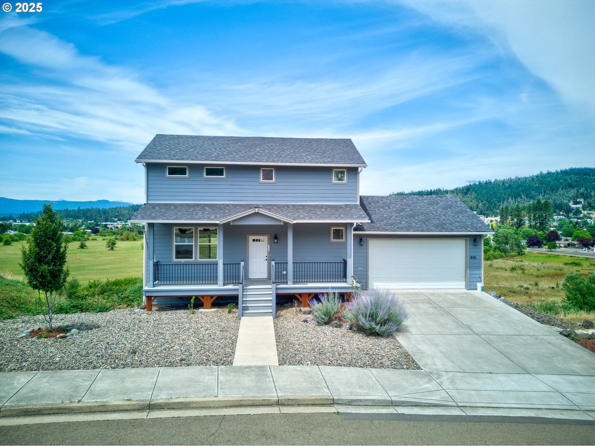 Sutherlin, OR 97479,845 FOREST HEIGHTS ST