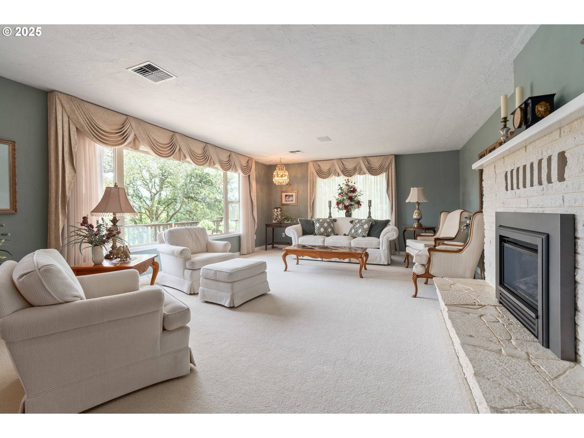 Eugene, OR 97402,27023 PETZOLD RD