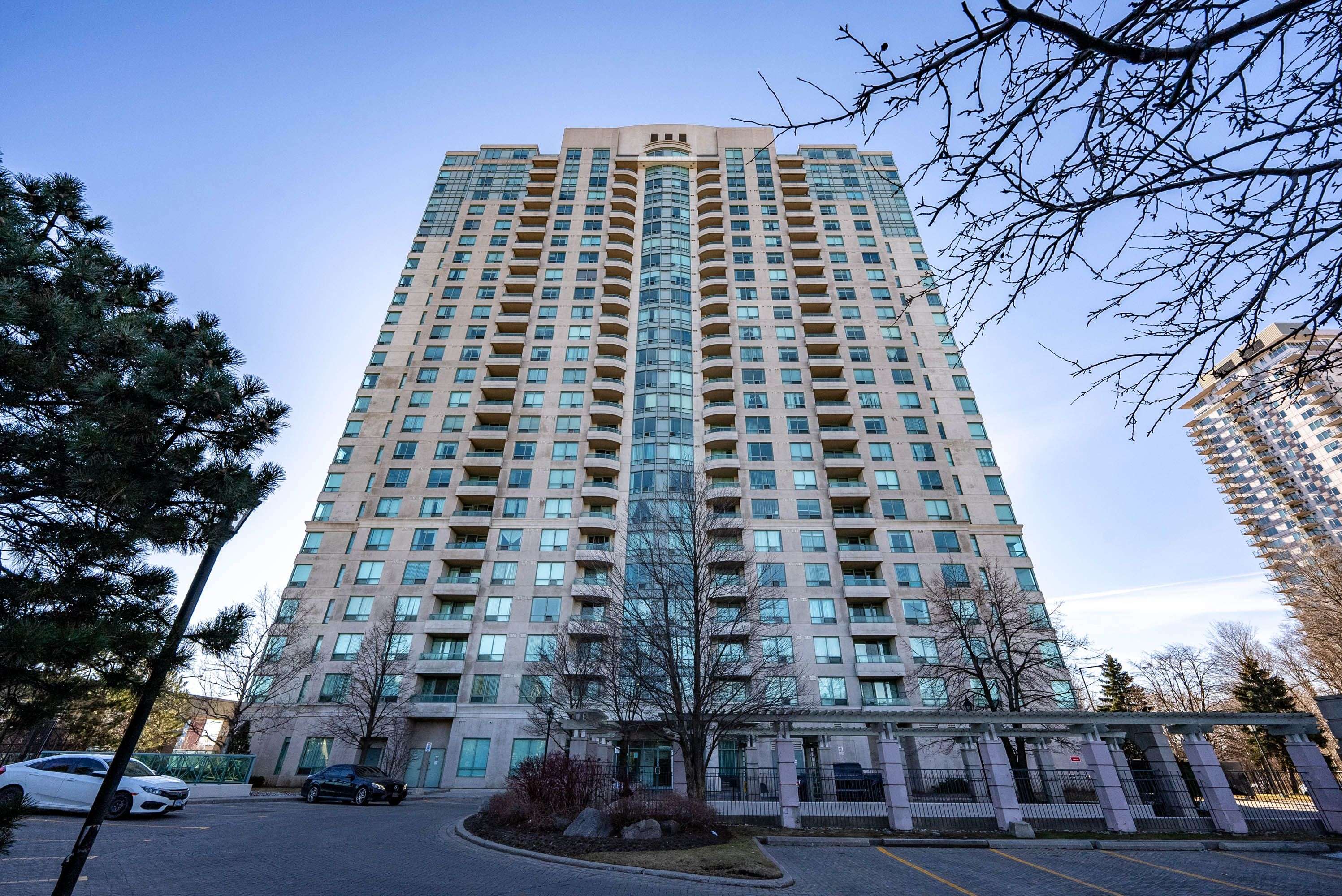 Toronto E09, ON M1P 5C5,61 Town Centre CT #605