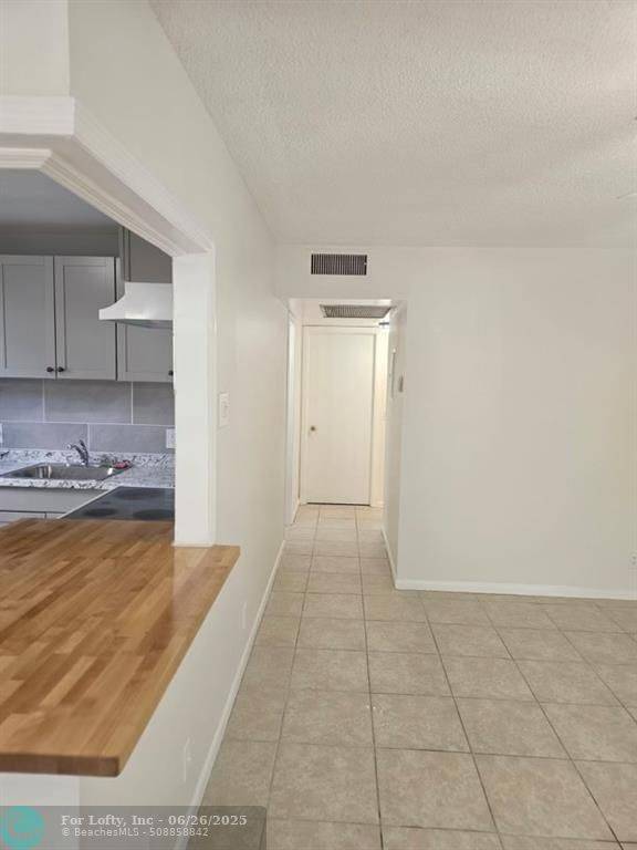 Deerfield Beach, FL 33442,333 Newport V  #333