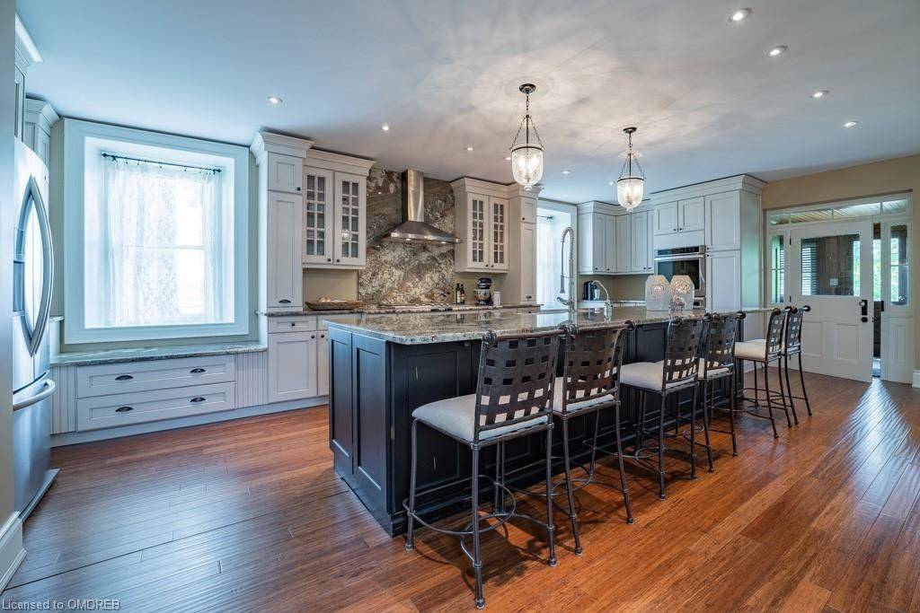 Burlington, ON L7R 3X4,4197 Walkers Line