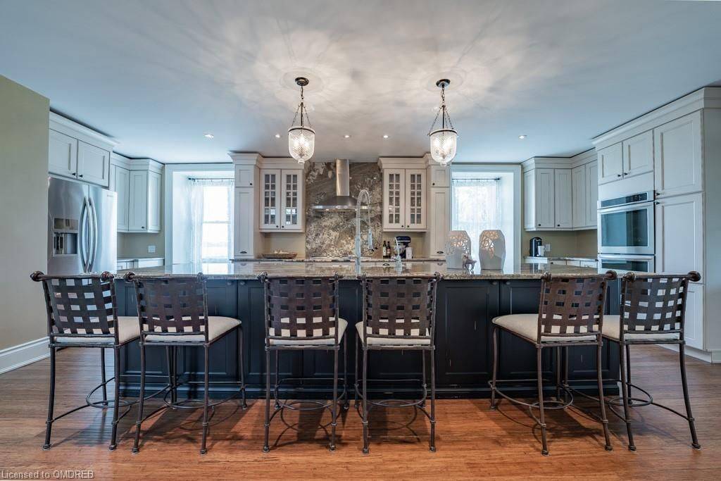 Burlington, ON L7M 0Y7,4197 Walkers Line