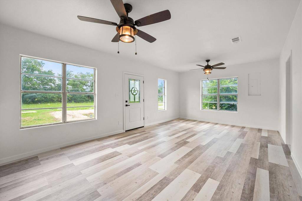Mexia, TX 76667,327 Lcr 455