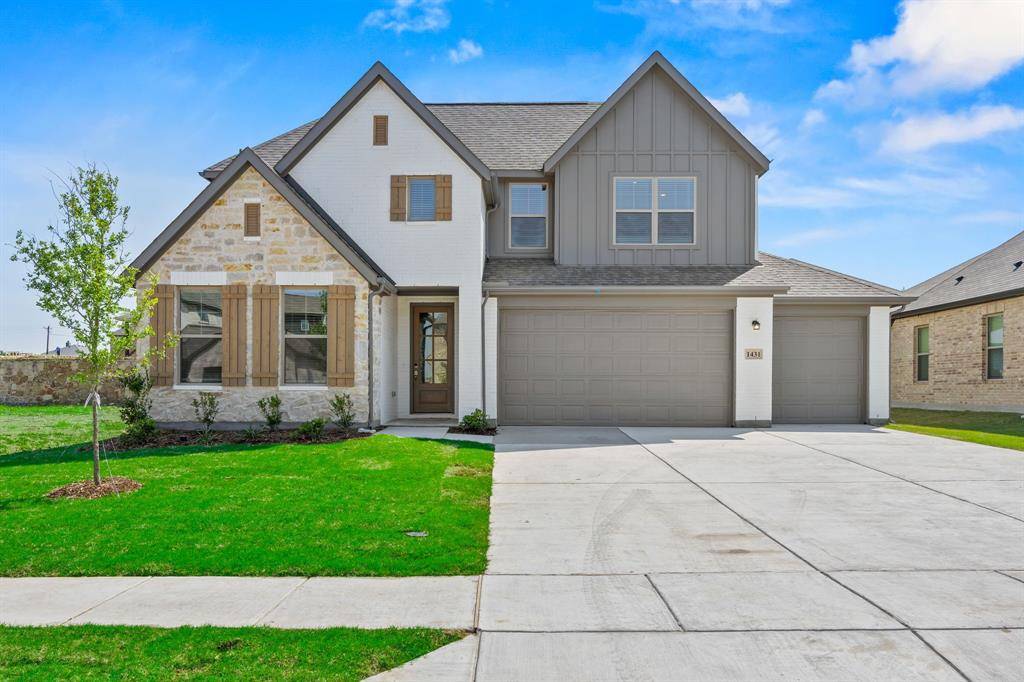 Van Alstyne, TX 75495,1437 Red Clover Avenue